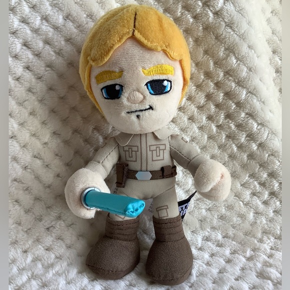 MATTEL Star Wars Luke Skywalker Plush Figure with Light Up Lightsaber Doll - Picture 1 of 12